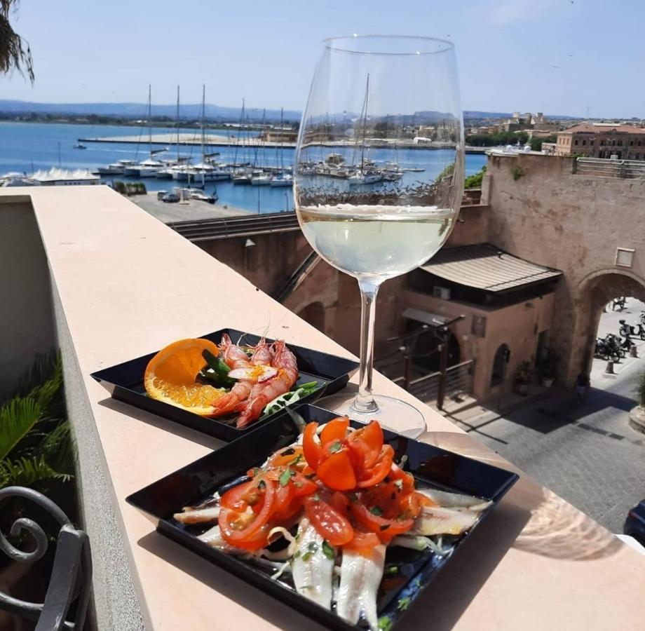 B&B Marina Di Ortigia 시라쿠사 외부 사진